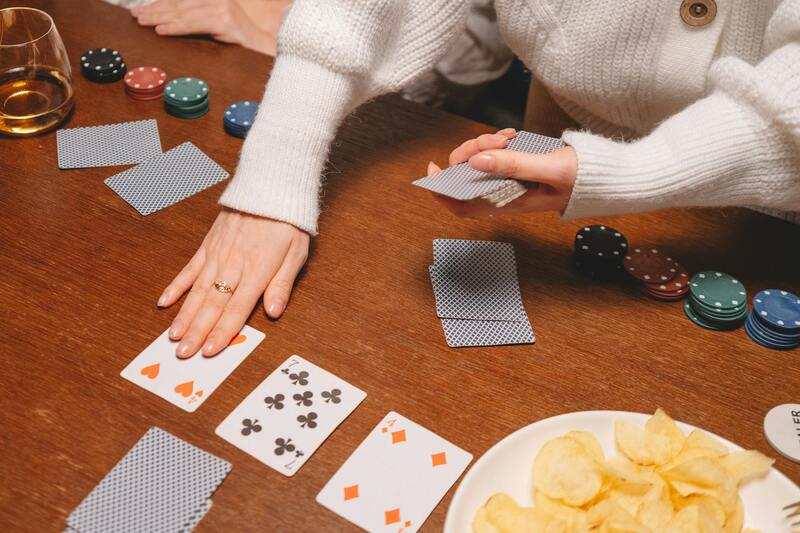 American Express Rinnakkaiskortti: Tiedot Ja Mahdollisuudet Suomessa