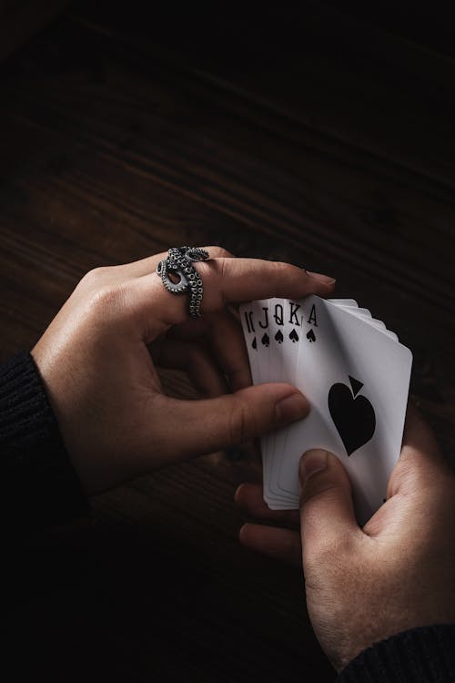 Lainaa Puhelimella: Helppo Tapa Hakea Ja Hallita Lainaa Mobiilisti