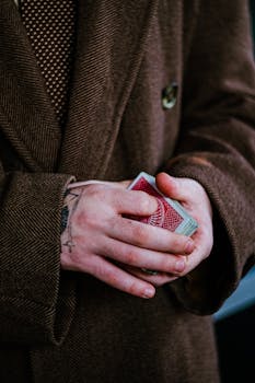 Pankkikortin Kuoletus Ja Sulkeminen: Toimenpiteet Ja Ohjeet